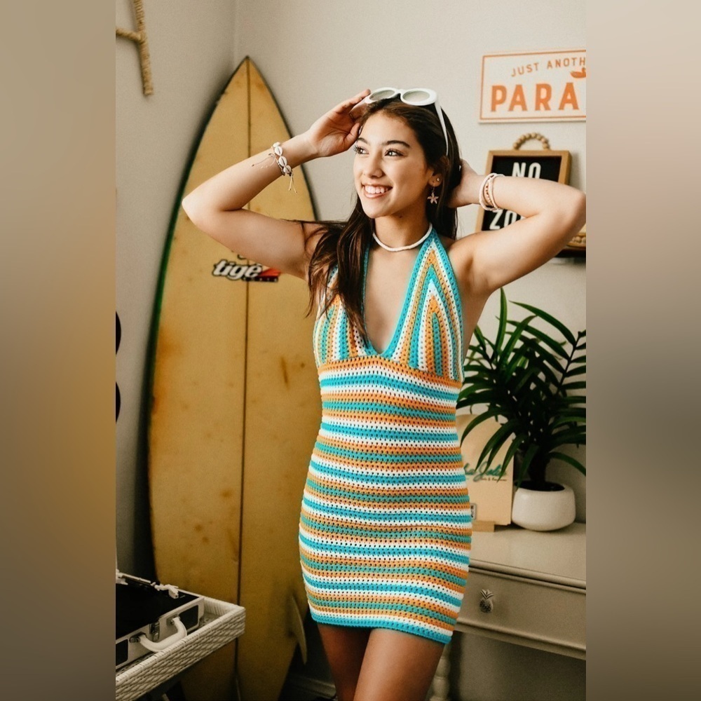 NWOT Cute multicolor crochet style knit halter top dress